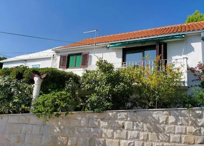 Biljana Apartamento Bol